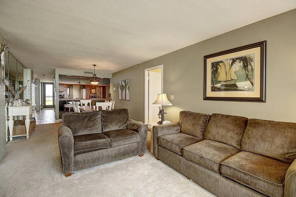 פורט ארנסס Sunrises And Ocean Views In This 2 Bedroom 2 Bath מראה חיצוני תמונה