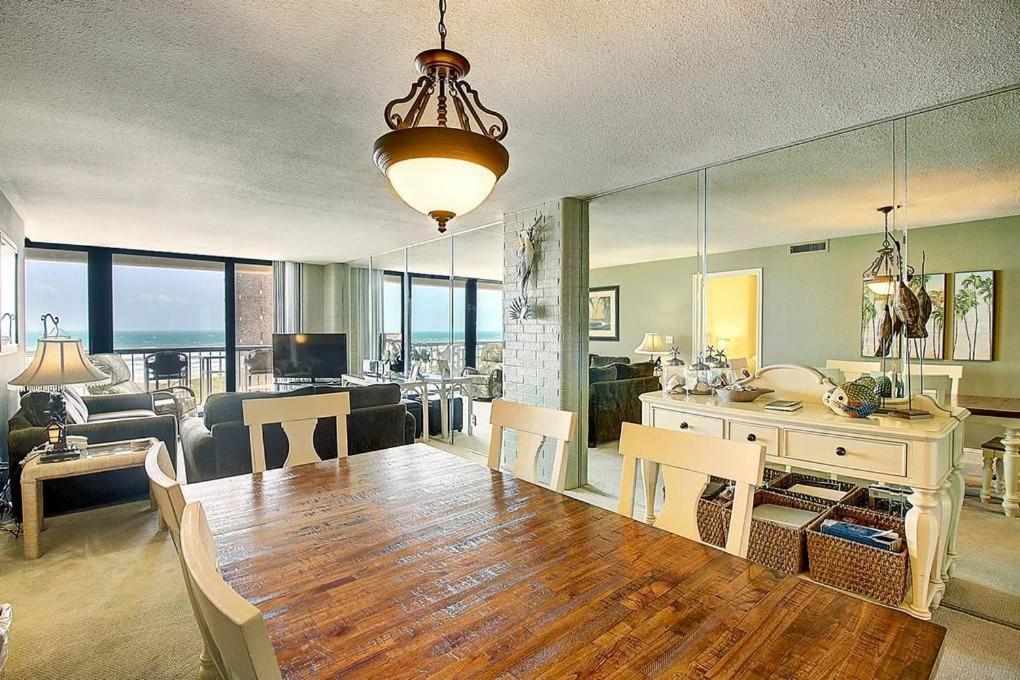 פורט ארנסס Sunrises And Ocean Views In This 2 Bedroom 2 Bath מראה חיצוני תמונה