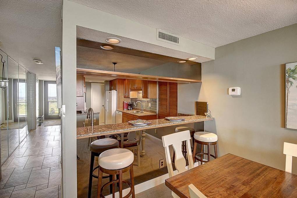 פורט ארנסס Sunrises And Ocean Views In This 2 Bedroom 2 Bath מראה חיצוני תמונה