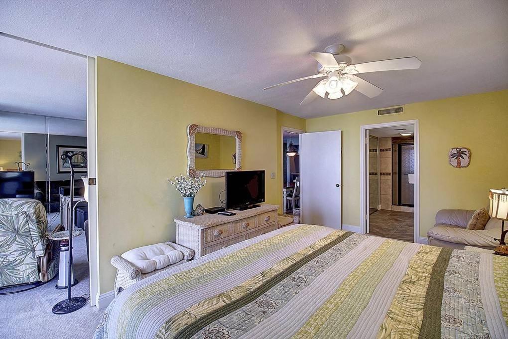 פורט ארנסס Sunrises And Ocean Views In This 2 Bedroom 2 Bath מראה חיצוני תמונה